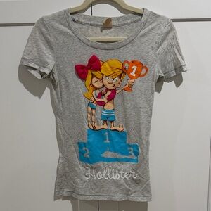 Hollister Gray Graphic T-Shirt Size S